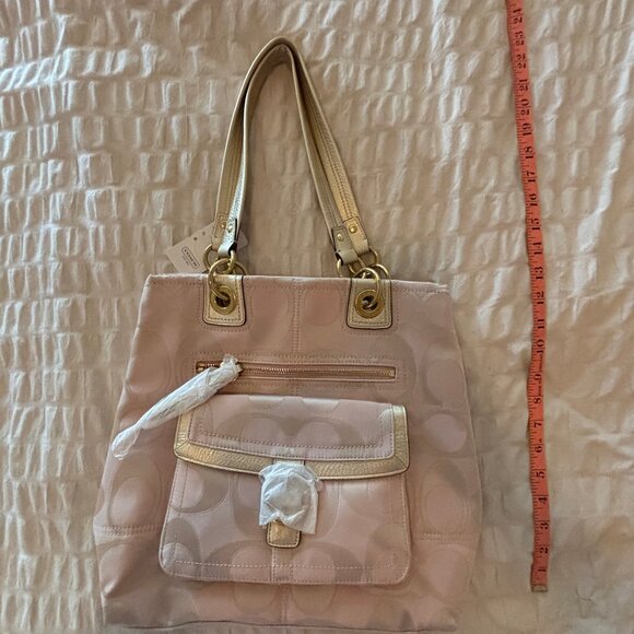 Vintage NWT COACH PENELOPE BLUSH PINK GOLD SIGNATURE CARRYALL HANDBAG - Picture 2 of 9